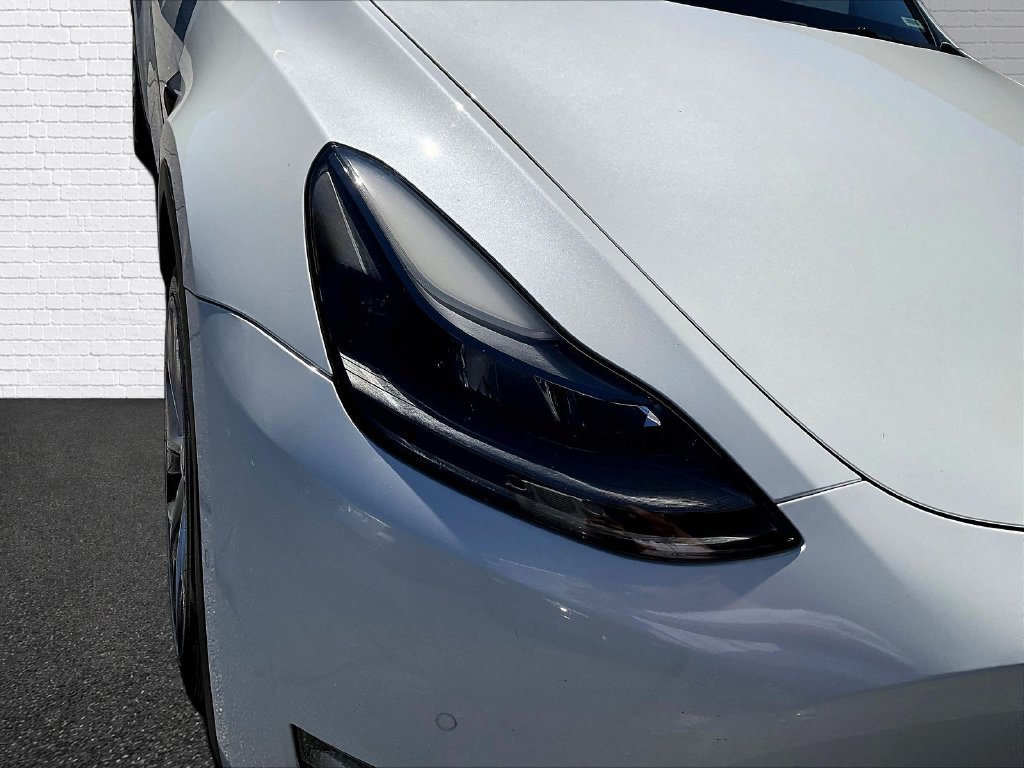 Used 2022 Tesla Model Y Performance AWD/4WD image 21