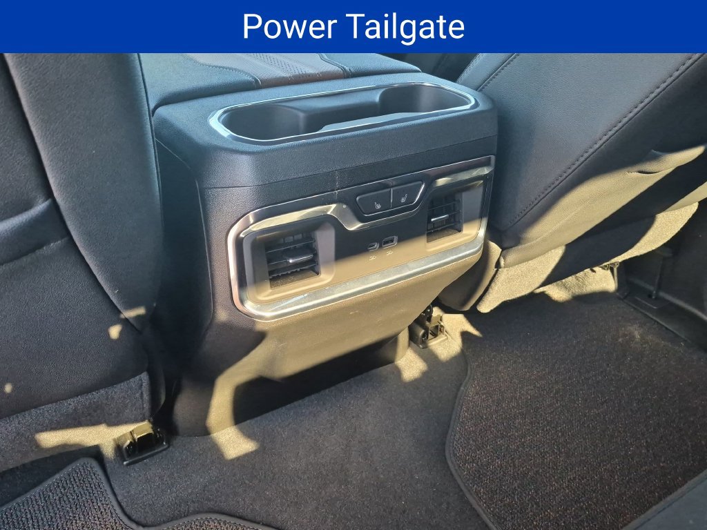 Certified 2024 Chevrolet Silverado 1500 High Country w/ Technology Package AWD/4WD image 33