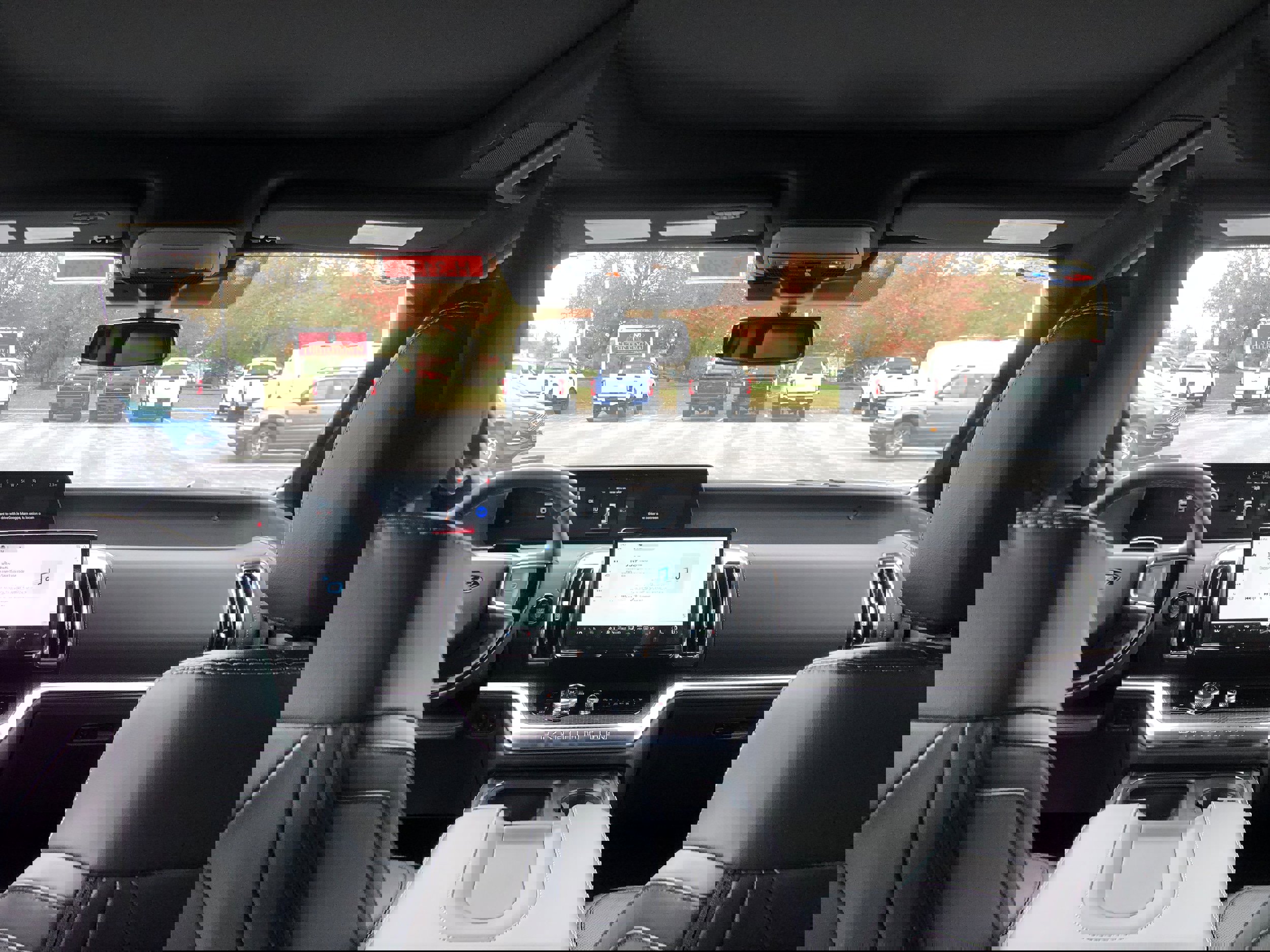 New 2025 Ford Expedition Platinum w/ Stealth Performance Package image 14