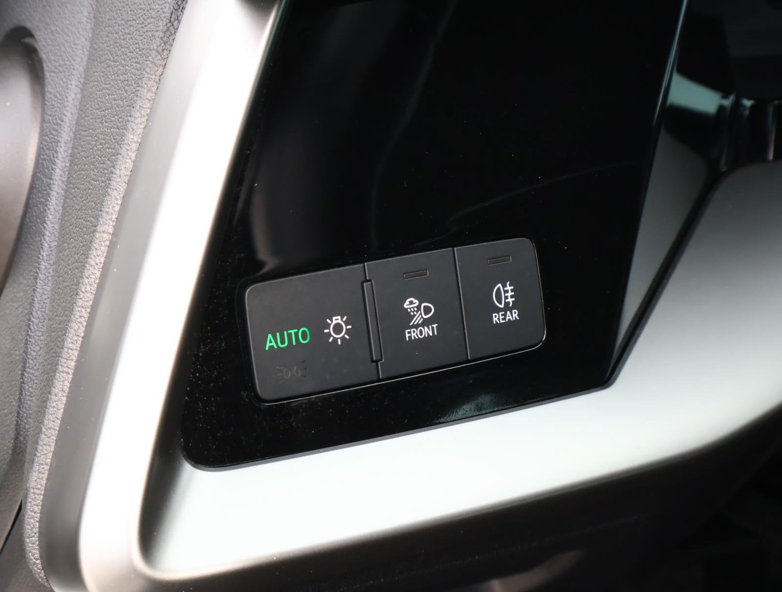 Used 2023 Chrysler 300 Touring L w/ Popular Equipment Group image 52