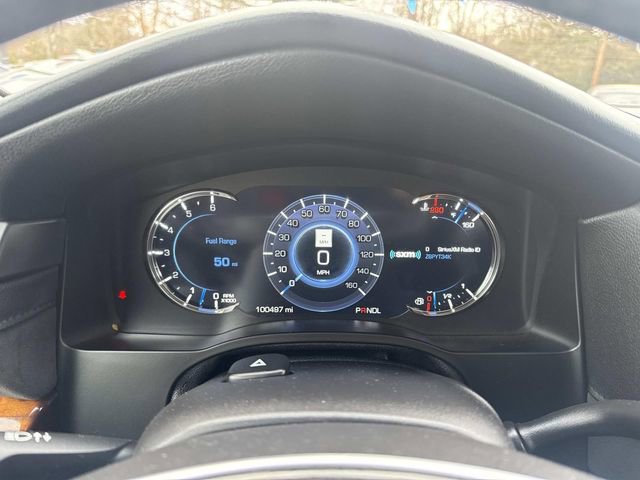 Used 2017 Cadillac Escalade Luxury image 35