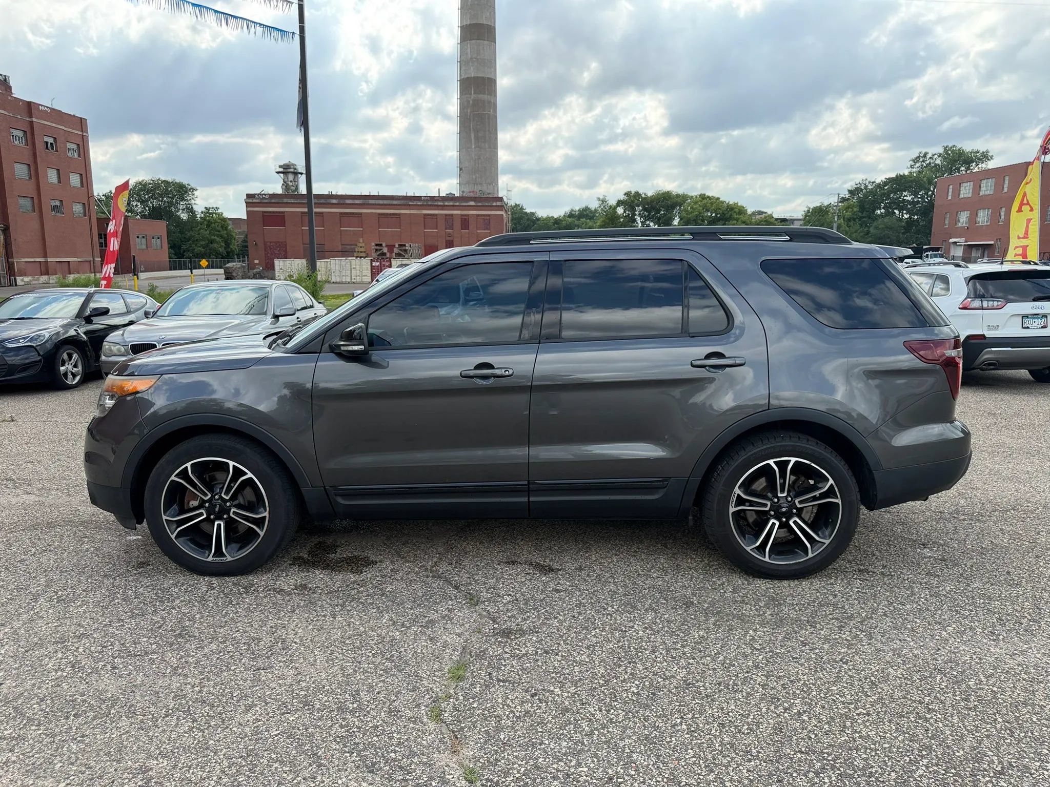 Used 2015 Ford Explorer Sport AWD/4WD image 3