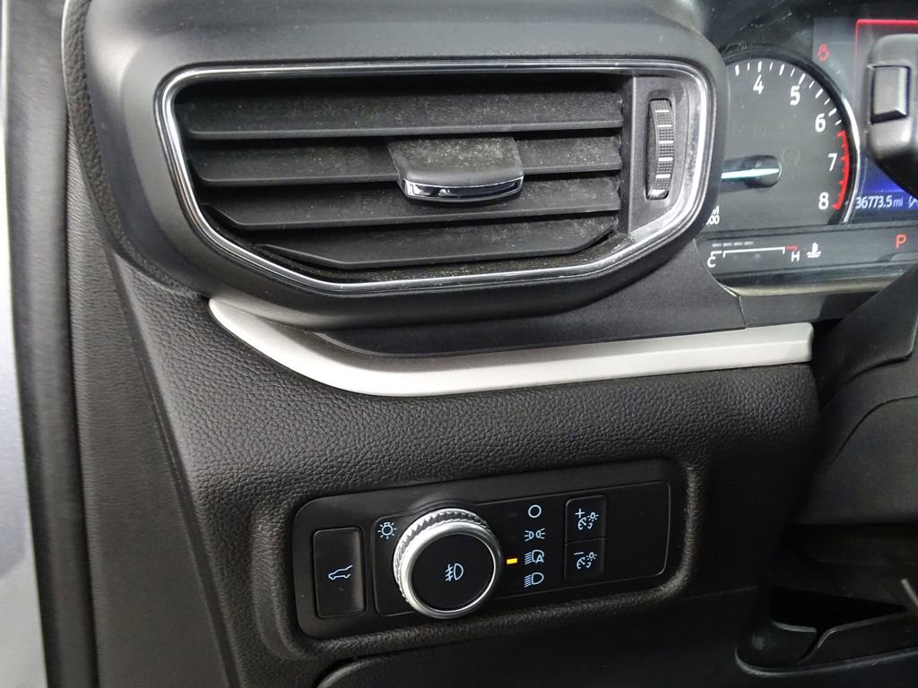 Used 2021 Ford Explorer XLT w/ Equipment Group 202A image 20