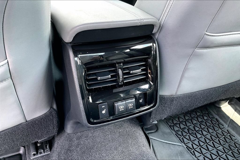 Used 2019 Toyota Avalon Limited w/ Advanced Safety Package FWD image 33
