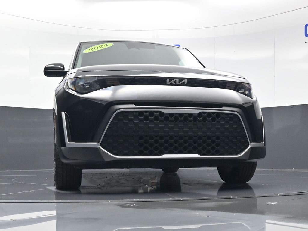 Certified 2024 Kia Soul LX w/ Option Group 015 image 34