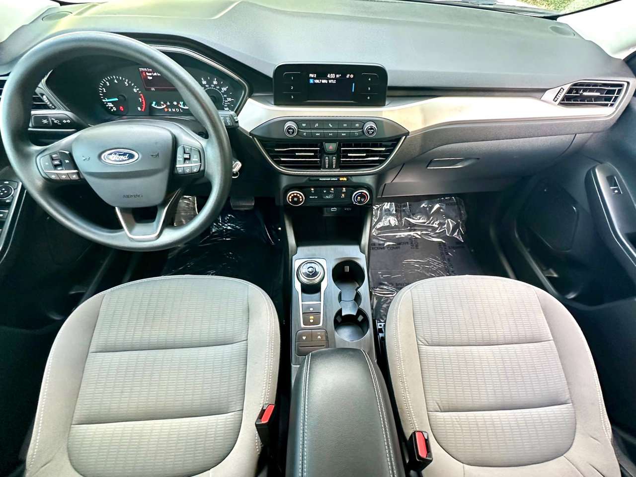 Used 2022 Ford Escape S image 6