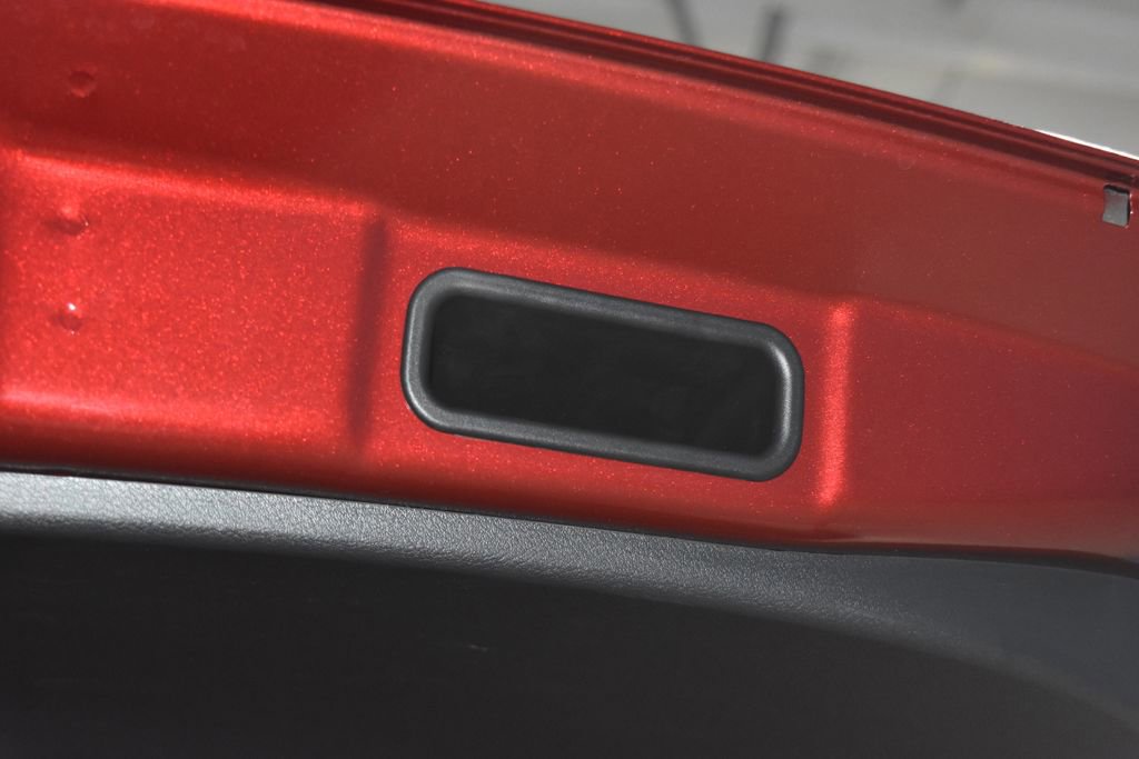 Used 2024 Nissan Kicks SR w/ SR Premium Package image 30