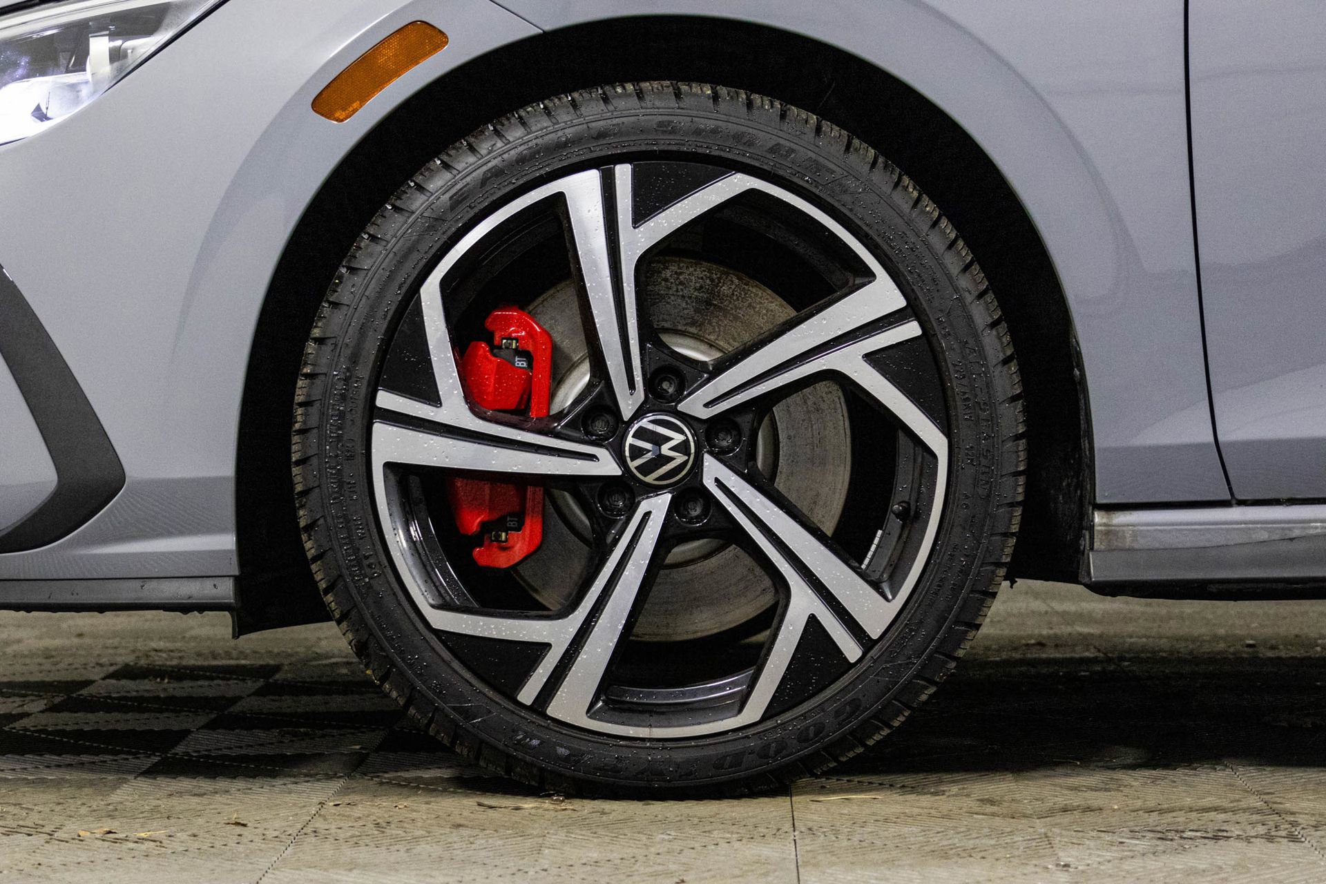 Used 2024 Volkswagen GTI SE image 43