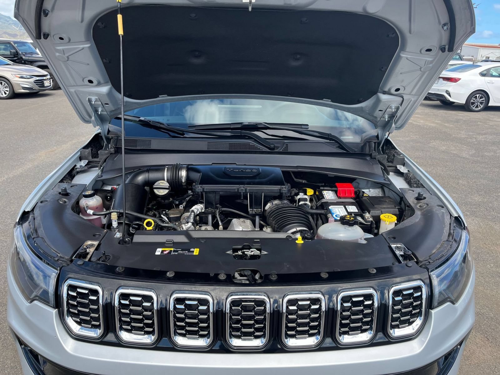 Used 2025 Jeep Compass Limited AWD/4WD image 33