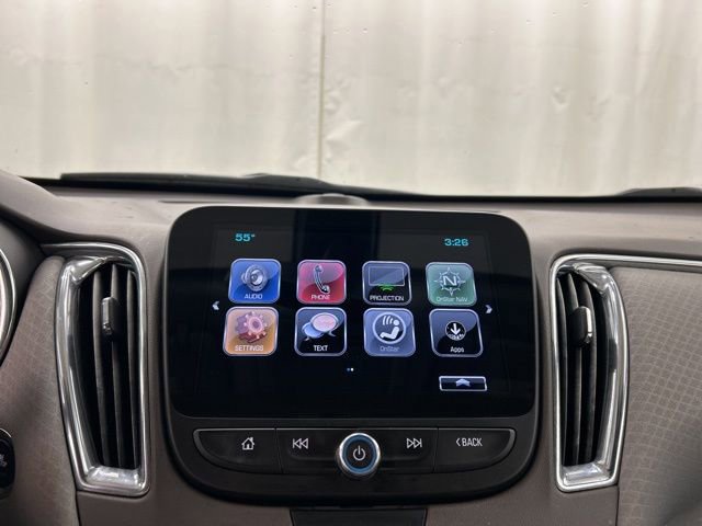 Used 2017 Chevrolet Malibu LT image 14