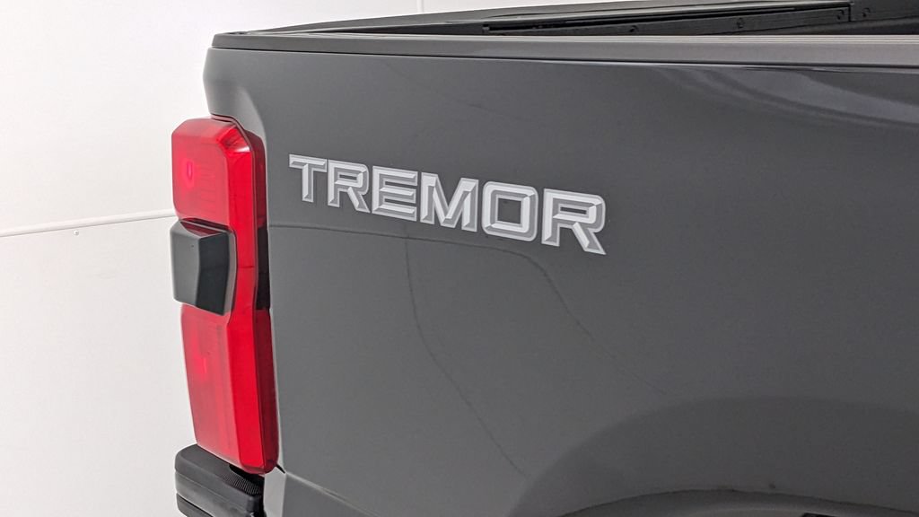 Certified 2026 Ford F350 Lariat w/ Tremor Off-Road Package AWD/4WD image 41