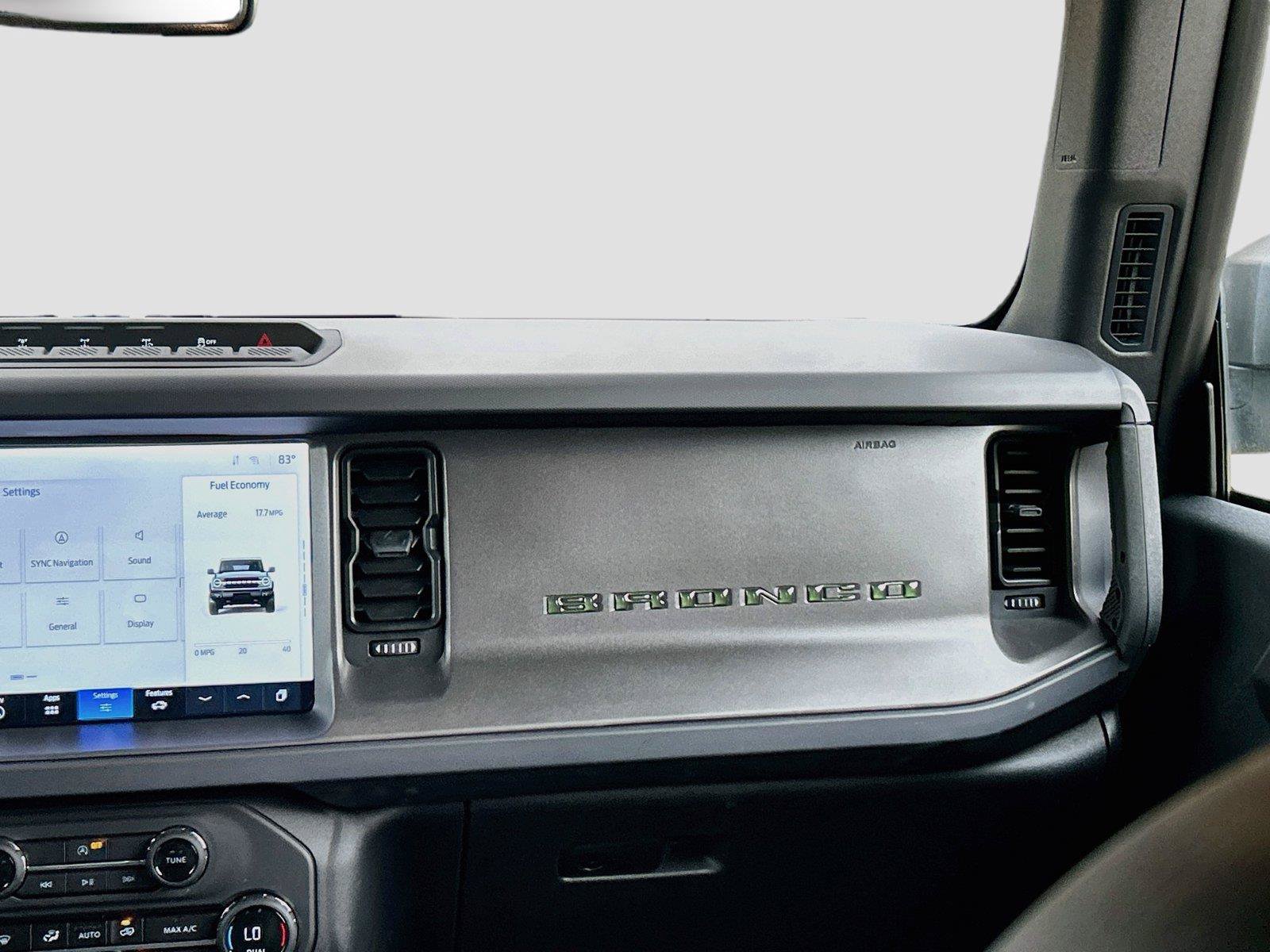 Used 2025 Ford Bronco Badlands w/ Sasquatch Package AWD/4WD image 19