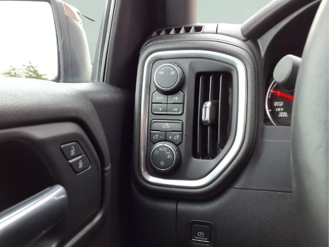 Used 2019 Chevrolet Silverado 1500 LT w/ All-Star Edition AWD/4WD image 19