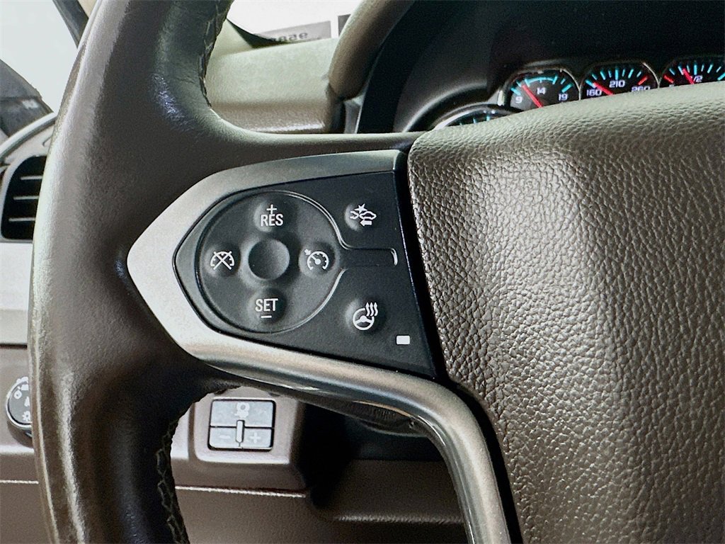 Used 2016 Chevrolet Suburban LTZ image 25