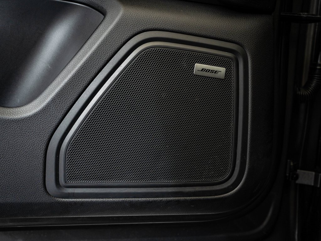 Certified 2018 Porsche Macan image 28