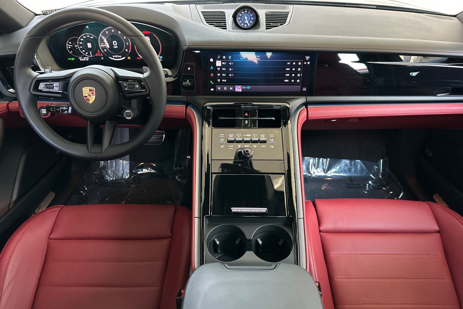 Used 2026 Porsche Panamera image 6