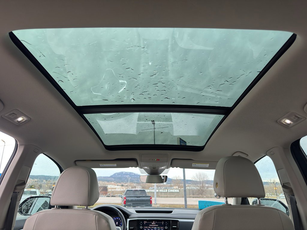 Used 2021 Volkswagen Atlas SEL R-Line image 26