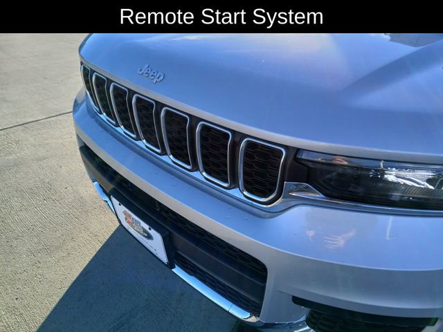 New 2025 Jeep Grand Cherokee L Laredo w/ Luxury Tech Group I image 30