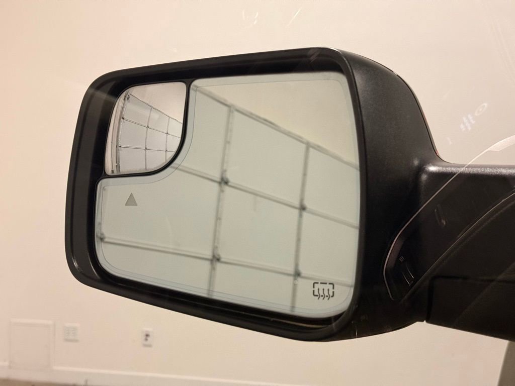 Used 2019 RAM 1500 Laramie image 13