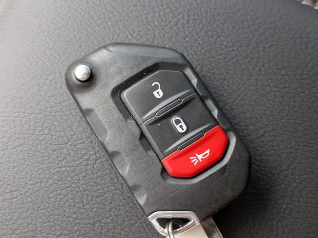 Used 2022 Jeep Wrangler Unlimited Sahara w/ Safety Group image 32