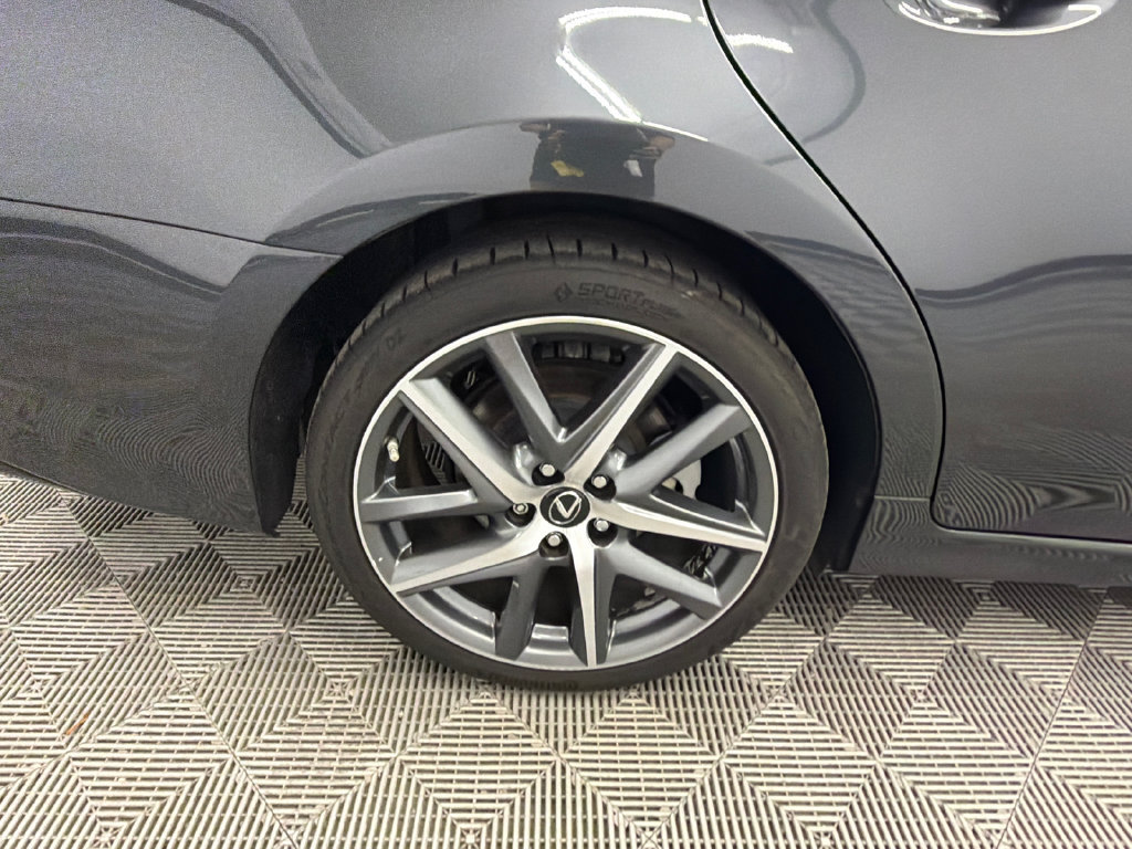 Used 2017 Lexus GS 350 F Sport RWD image 19
