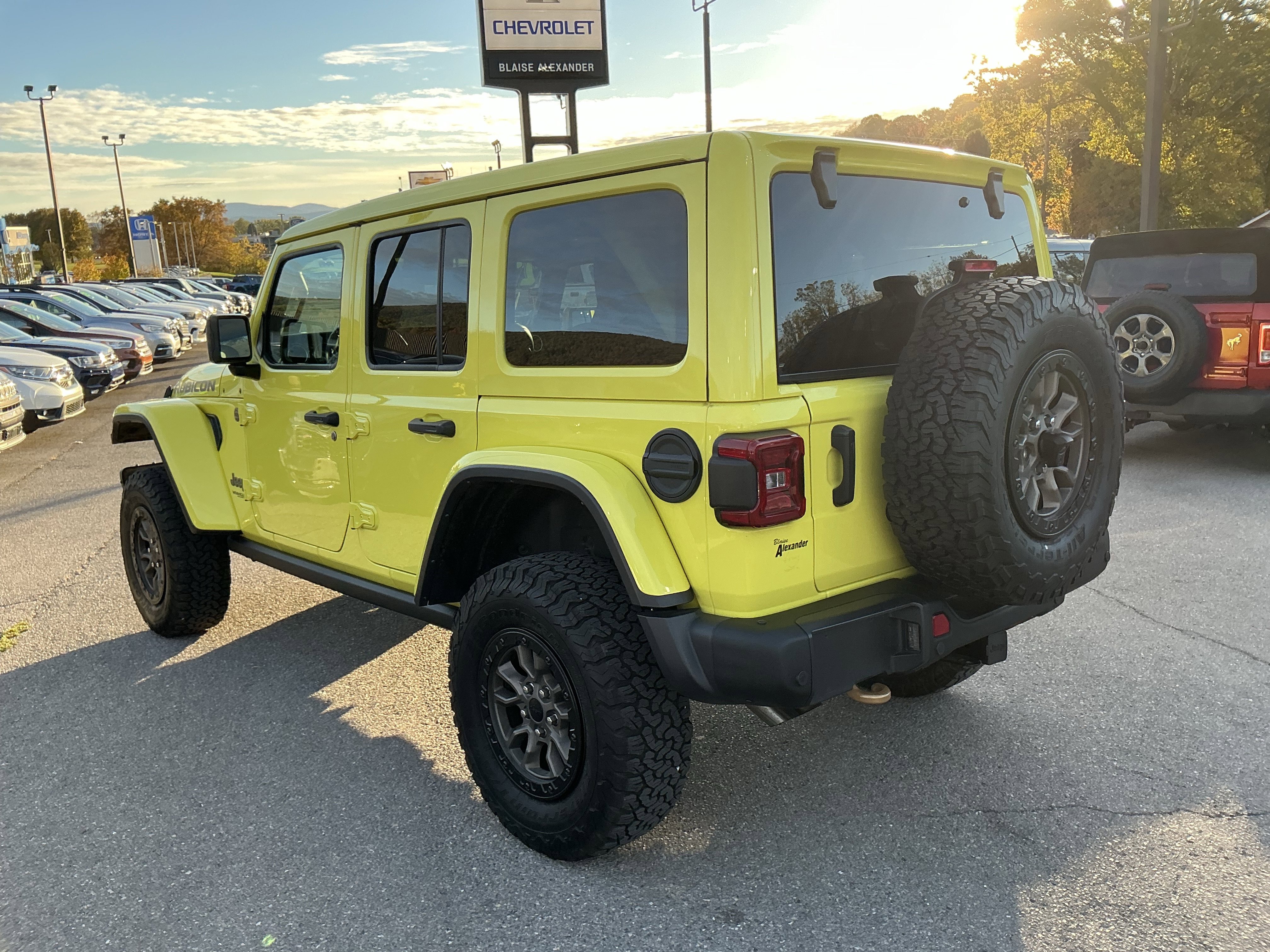 Used 2022 Jeep Wrangler Unlimited Rubicon w/ Trailer Tow Package image 6