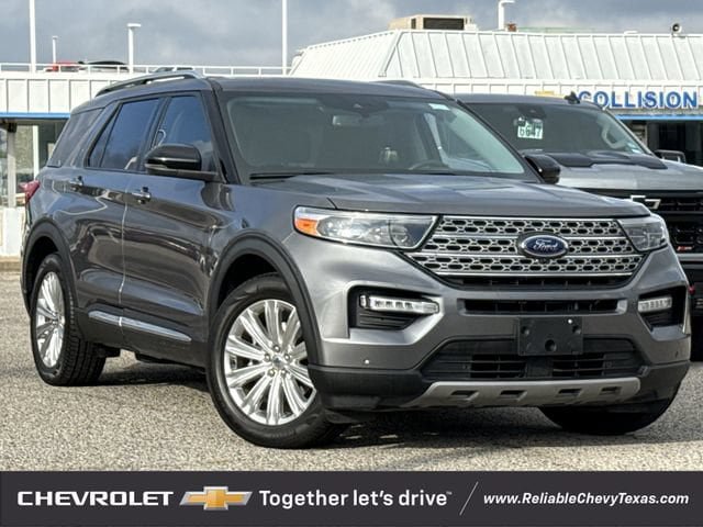 Used 2021 Ford Explorer Limited w/ Equipment Group 301A RWD image 2