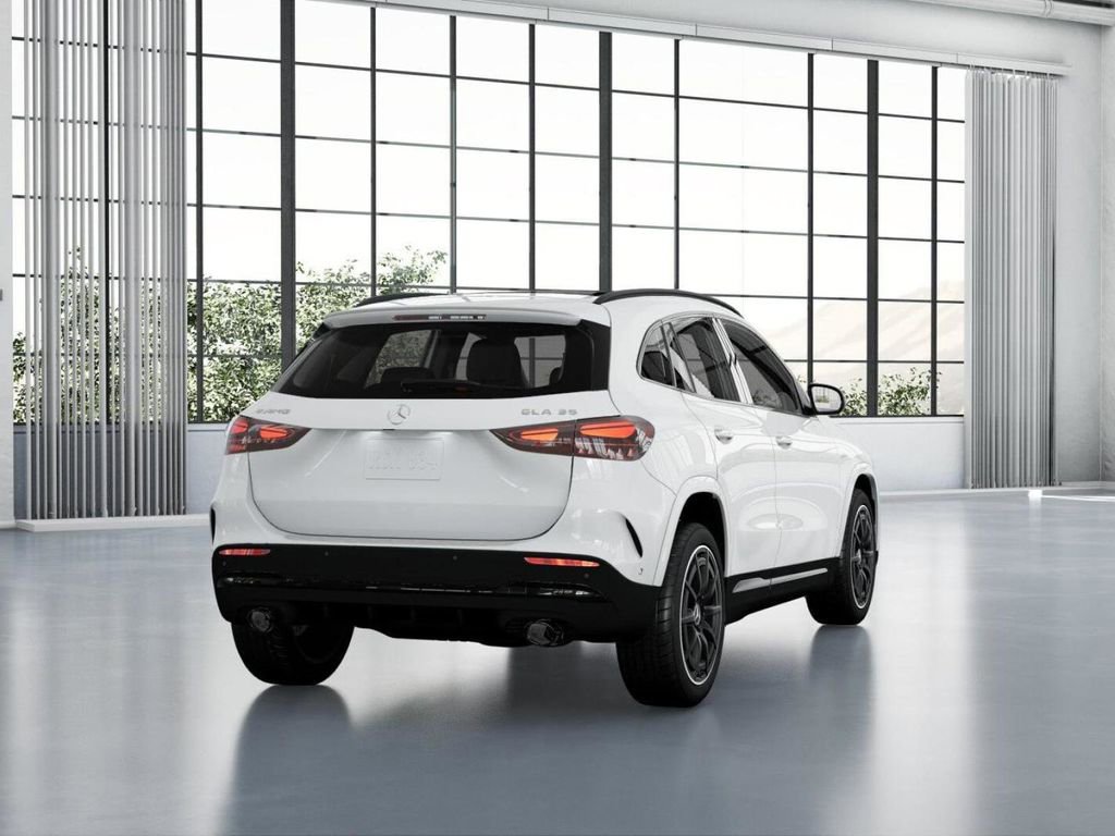 New 2025 Mercedes-Benz GLA 35 AMG 4MATIC image 23