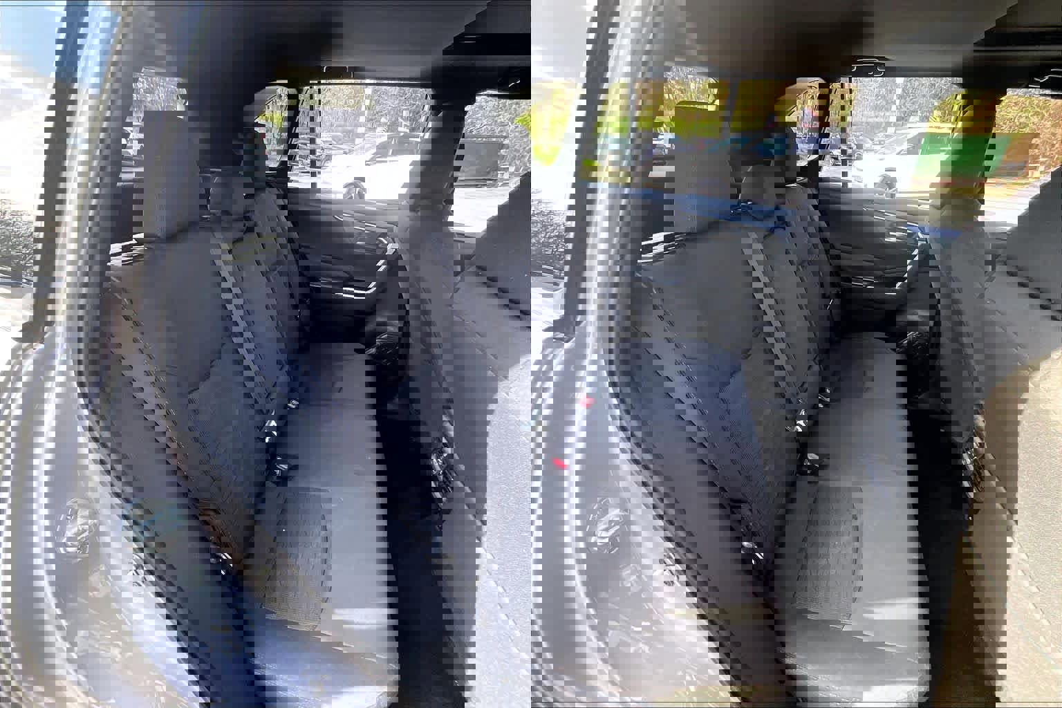 Used 2024 Toyota RAV4 SE w/ Convenience Package image 21