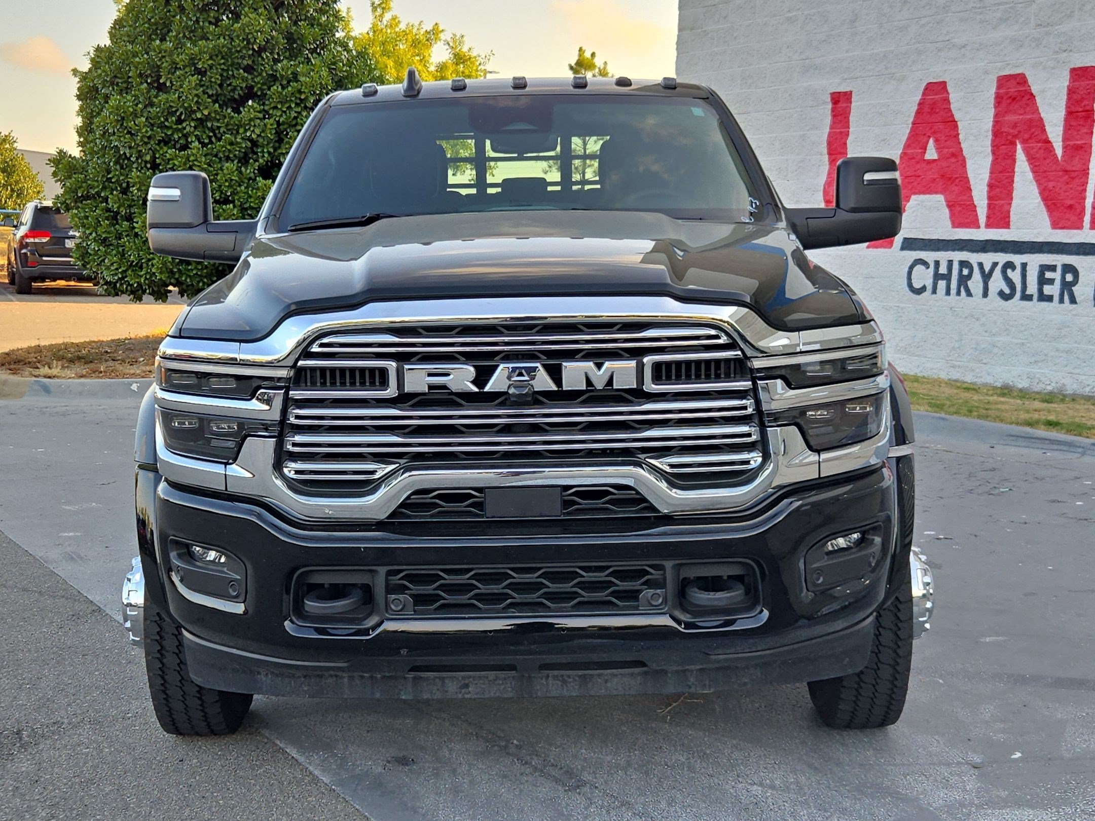Used 2026 RAM 4500 4x4 Crew Cab DRW w/ Laramie Trim Package image 2