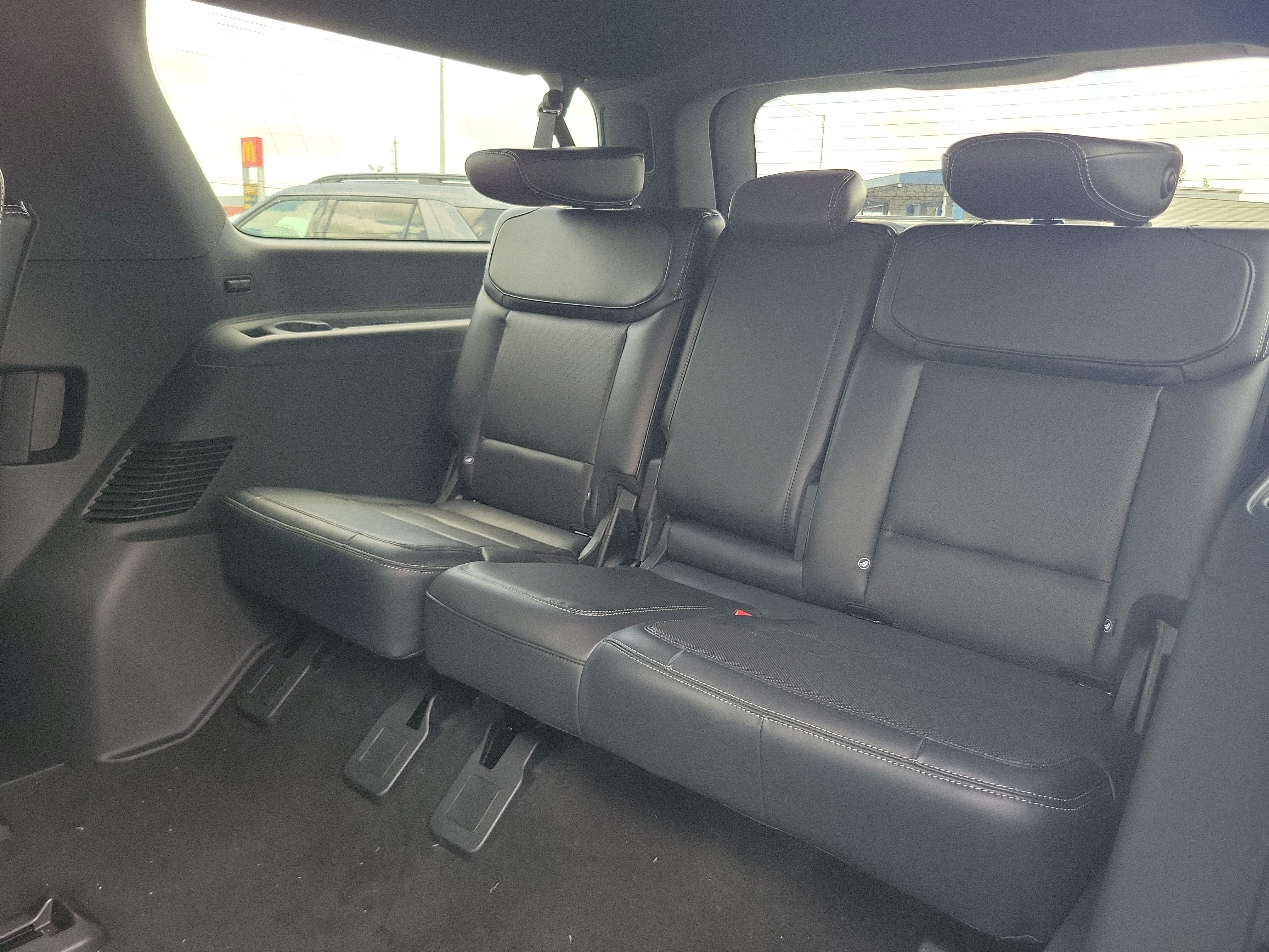 New 2027 Ford Expedition Max Platinum w/ Stealth Performance Package AWD/4WD image 8