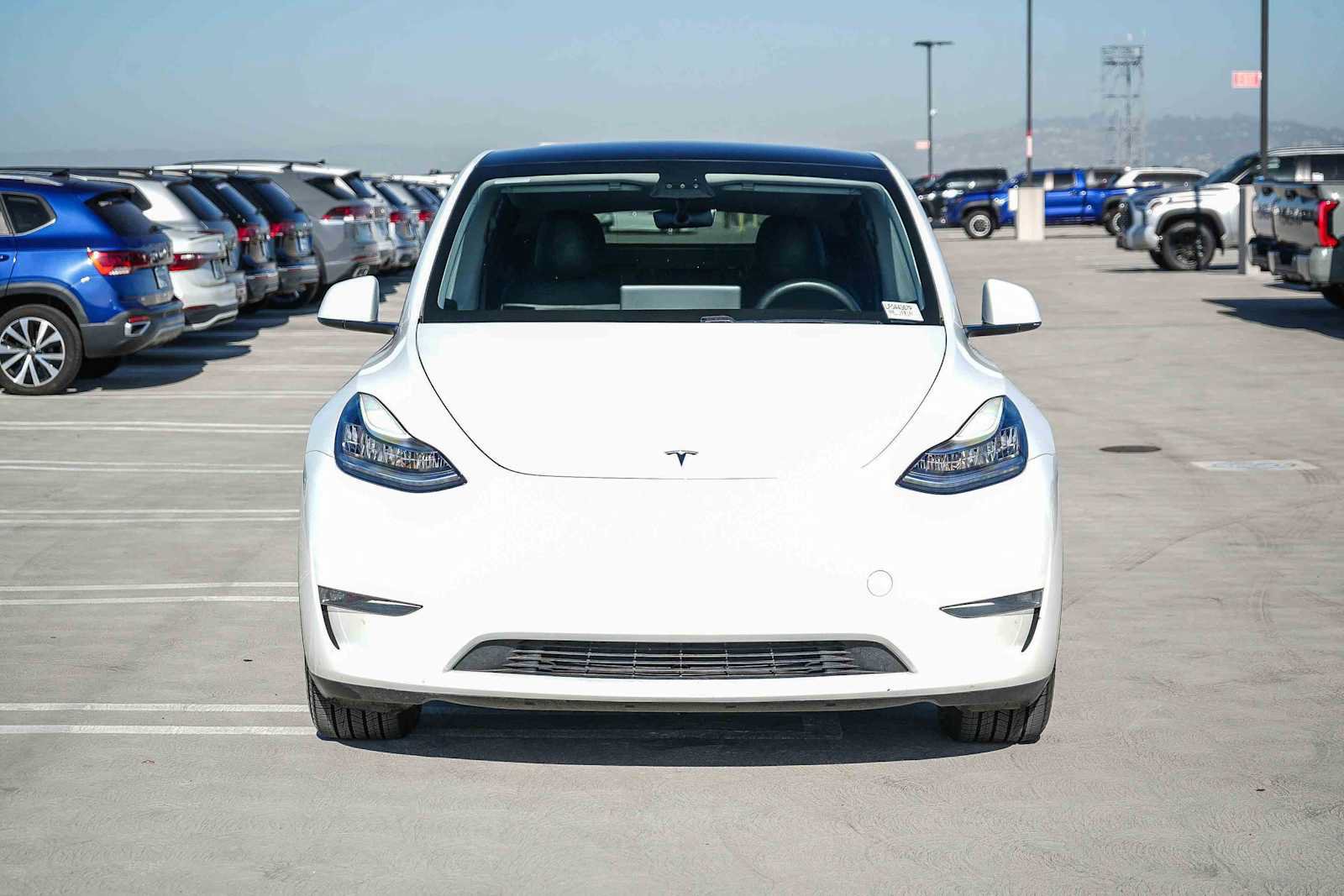 Used 2020 Tesla Model Y Long Range AWD/4WD image 2