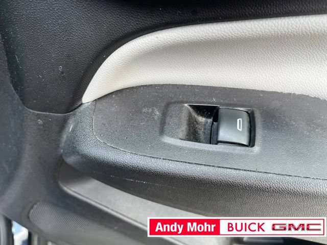 Used 2019 Chevrolet Equinox LS AWD/4WD image 42