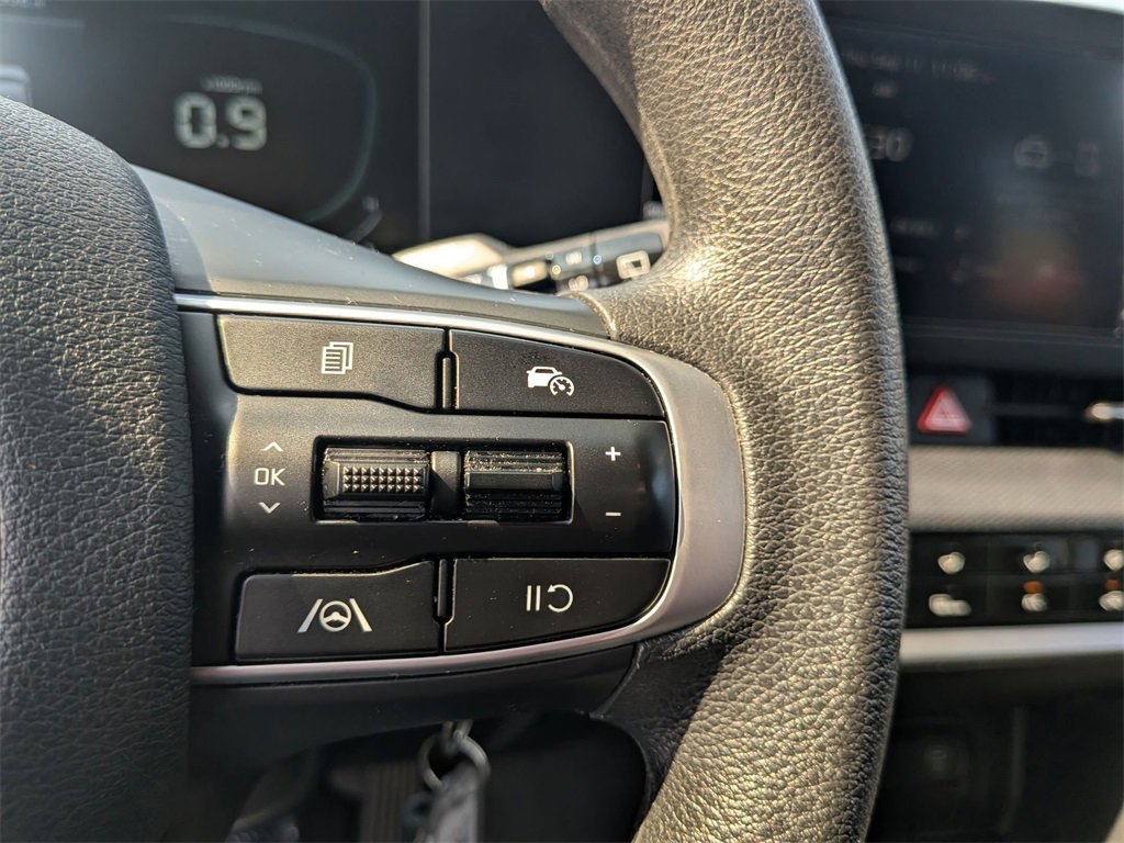 Used 2024 Kia Sportage LX image 21