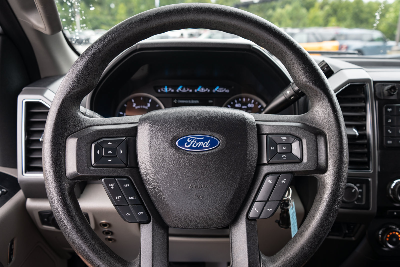 Used 2019 Ford F350 XLT AWD/4WD image 26