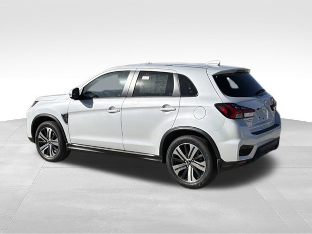 New 2027 Mitsubishi Outlander Sport SE FWD image 3