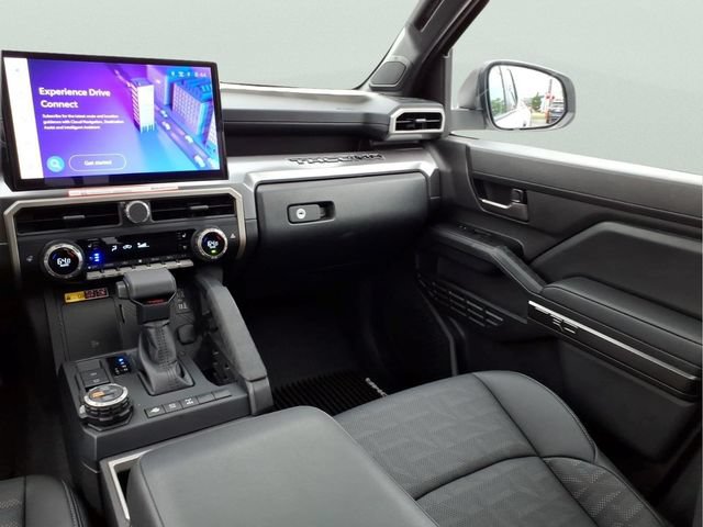 New 2026 Toyota Tacoma TRD Off-Road w/ TRD Off Road Premium Package AWD/4WD image 21
