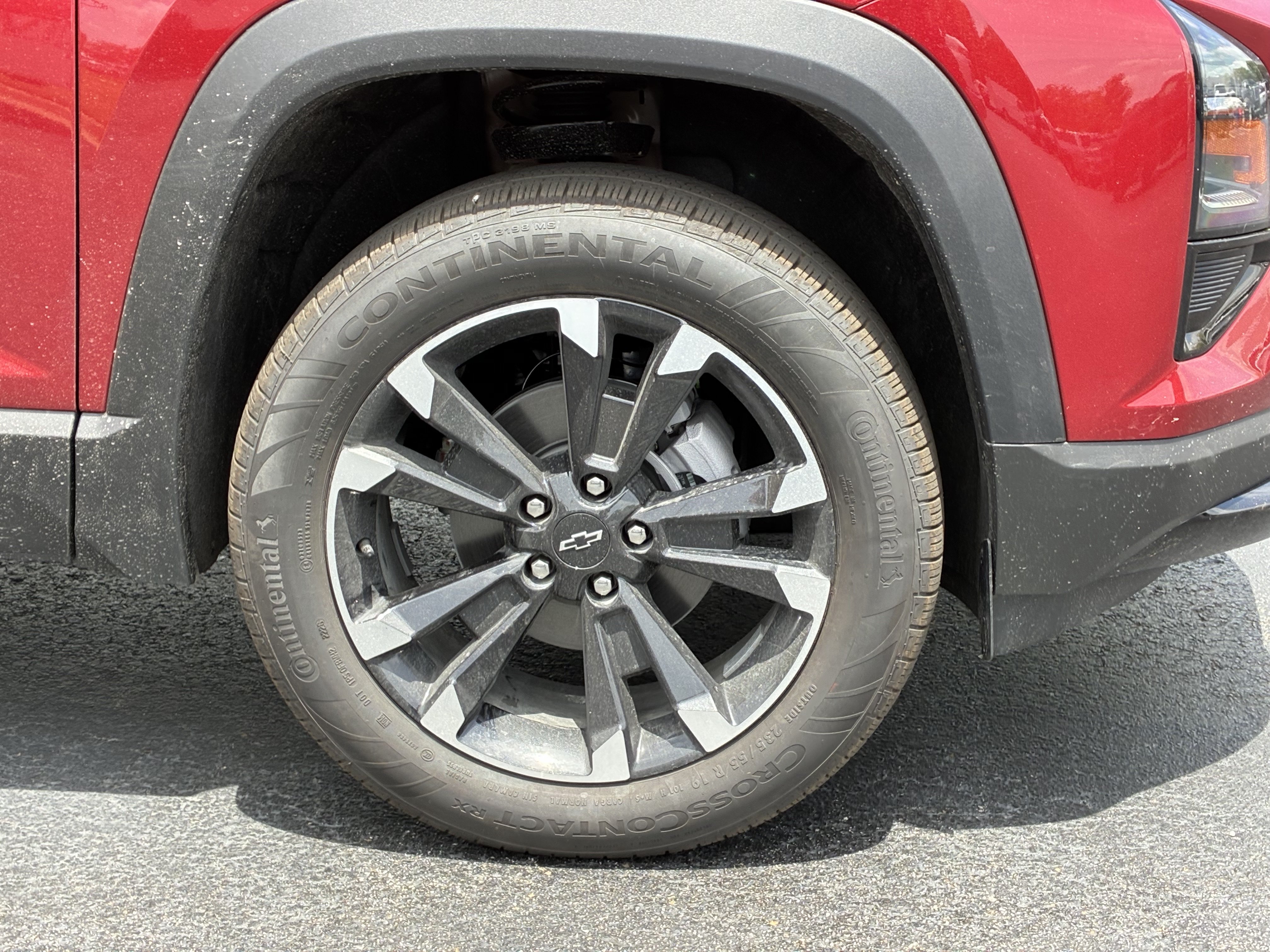 New 2027 Chevrolet Equinox RS w/ Convenience Package III FWD image 6