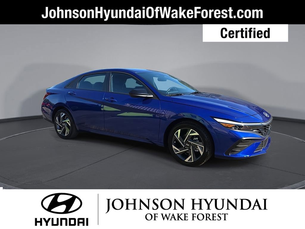 Certified 2025 Hyundai Elantra Sport w/ Cargo Package FWD image 11