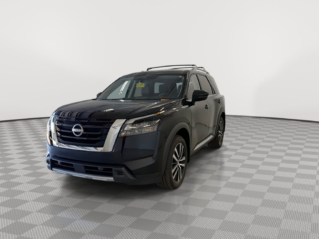 Certified 2025 Nissan Pathfinder Platinum w/ Cargo Package FWD image 6
