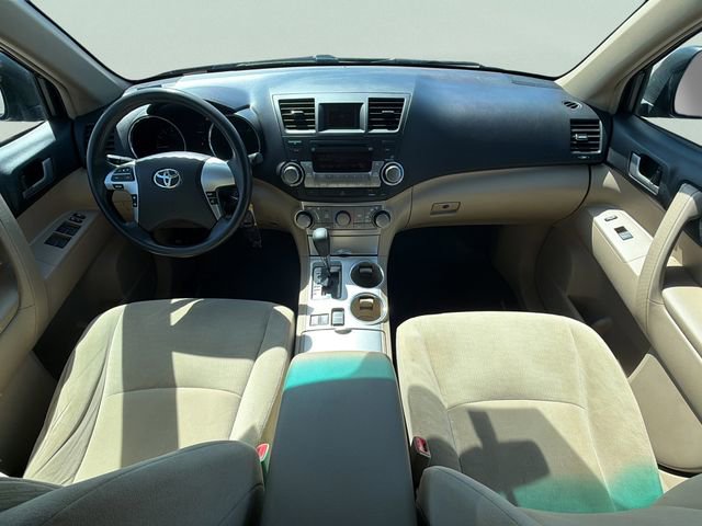Used 2012 Toyota Highlander 4WD w/ Tech Pkg image 32