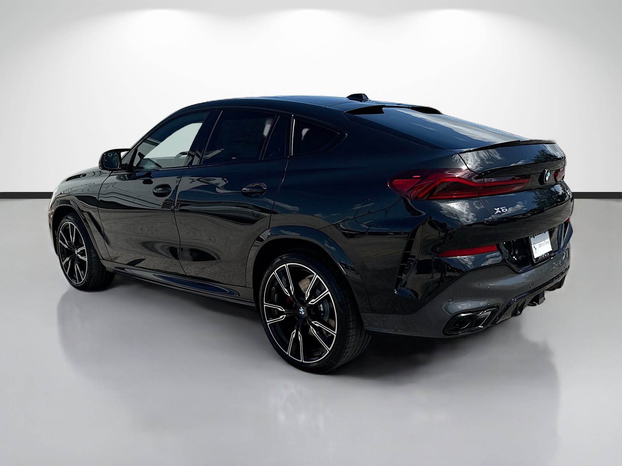 New 2027 BMW X6 M60i AWD/4WD image 5