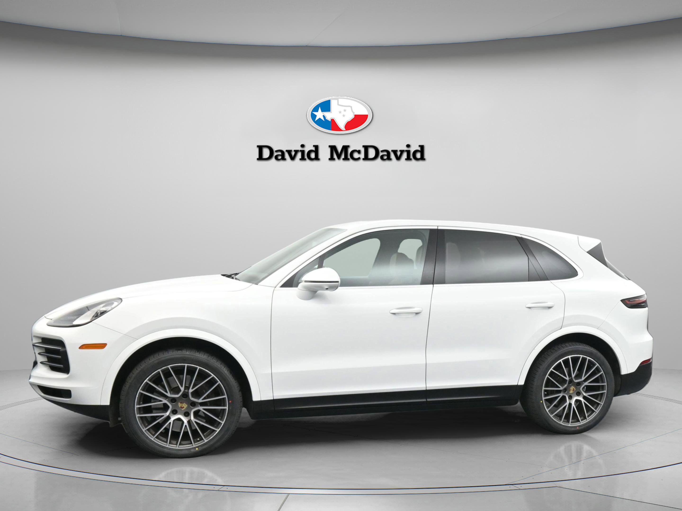 Used 2022 Porsche Cayenne image 4