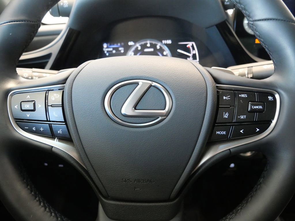 Certified 2025 Lexus ES 350 w/ Premium Package image 18