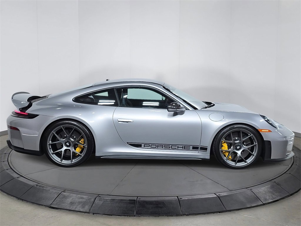Used 2026 Porsche 911 GT3 image 8