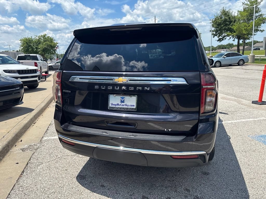 Used 2024 Chevrolet Suburban LT AWD/4WD image 23