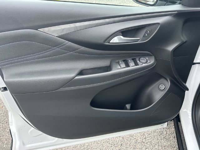 New 2026 Buick Envista Sport Touring w/ Convenience I Package FWD image 8