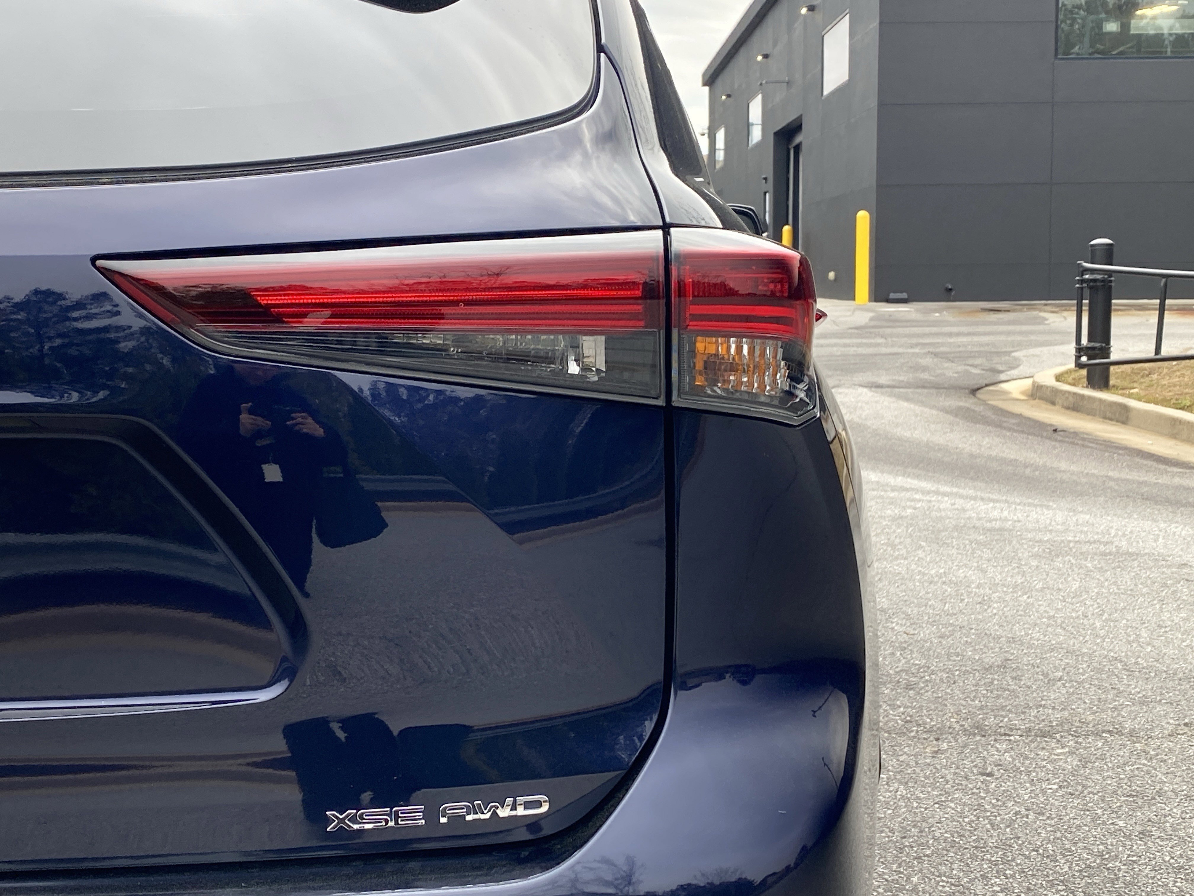 Used 2024 Toyota Highlander XSE image 45