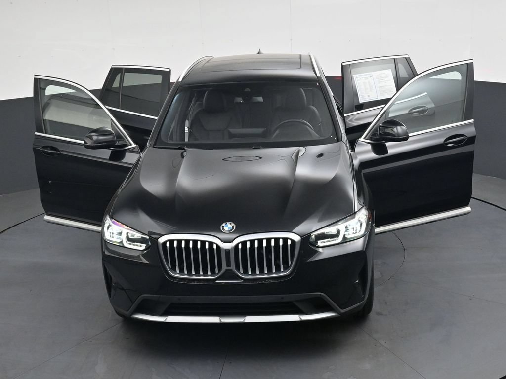 Used 2023 BMW X3 xDrive30i w/ Premium Package AWD/4WD video 3