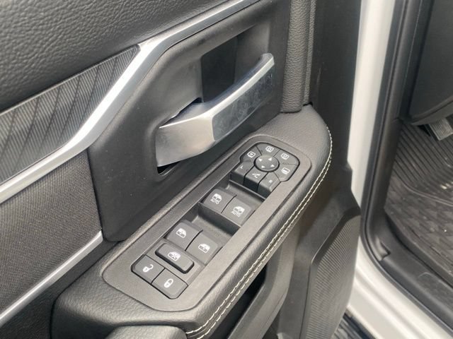 New 2026 RAM 2500 Big Horn AWD/4WD image 13